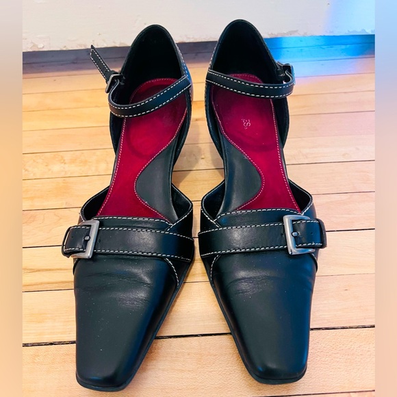 Aerosole Heels - Picture 2 of 4